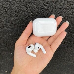 White Wireless Earbuds with Charging Case